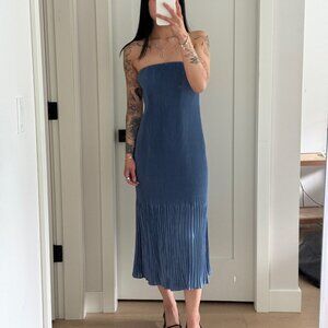 Abercrombie perfect wedding guest dress